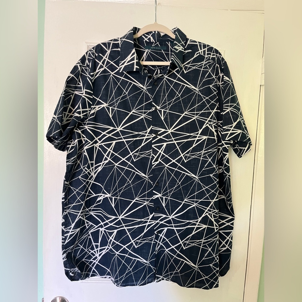 Perry Ellis Blue and White Casual Button Down Shirt